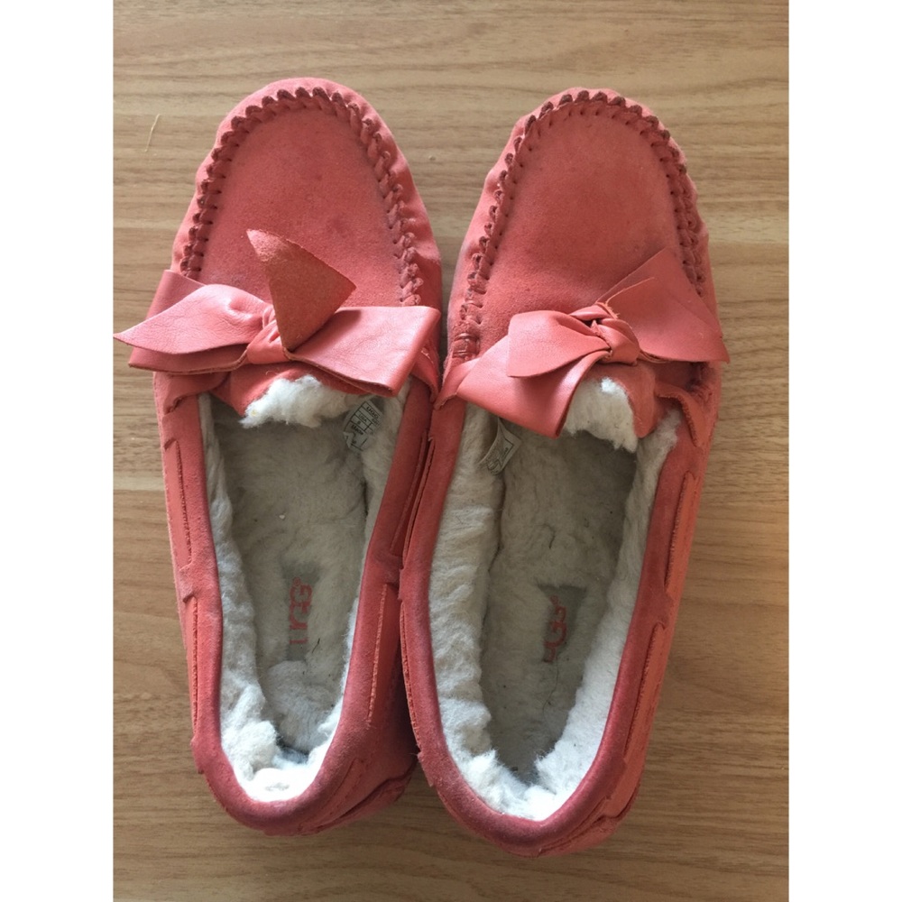 Women’s UGG slippers